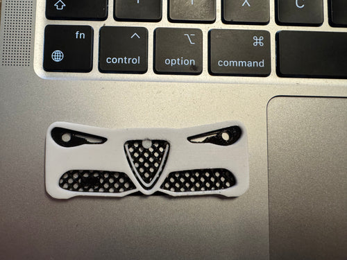 Alfa Giulia 3d nyomtatott kulcstartó