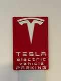 Tesla electric vehicle parking tábla
